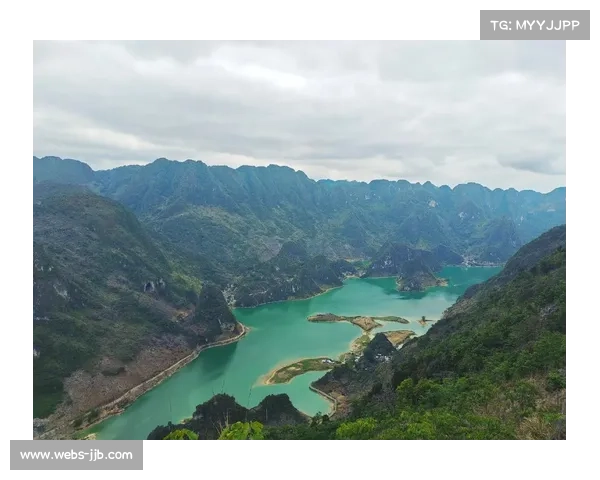 万馆体育携手旅游平台推出拳赛与浩坤湖联票创新模式推动产业融合